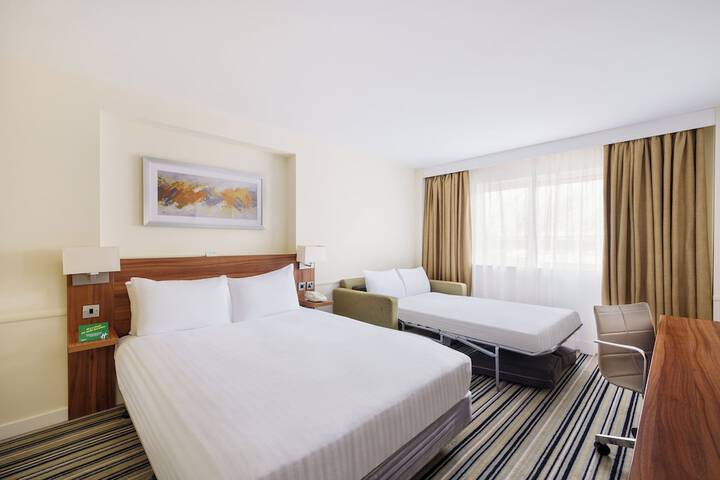 Room 26 of 109