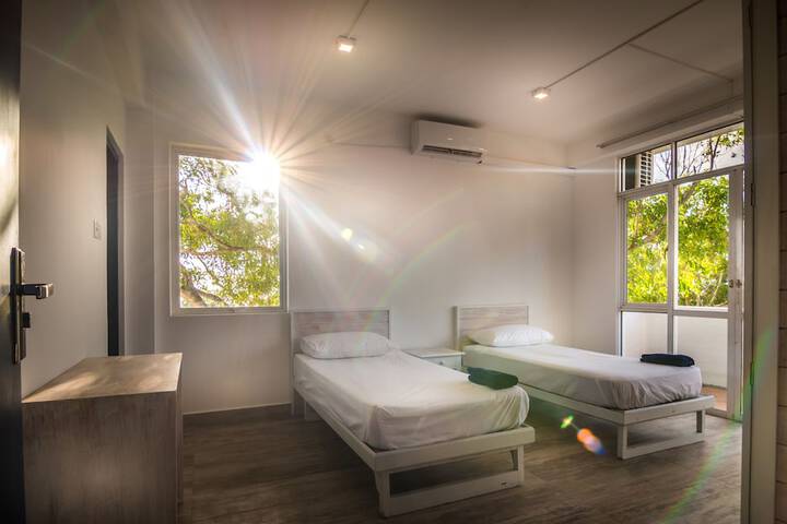Room 15 of 17