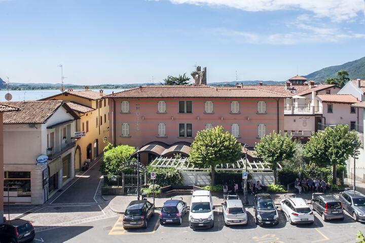 Hotel 84 of 86