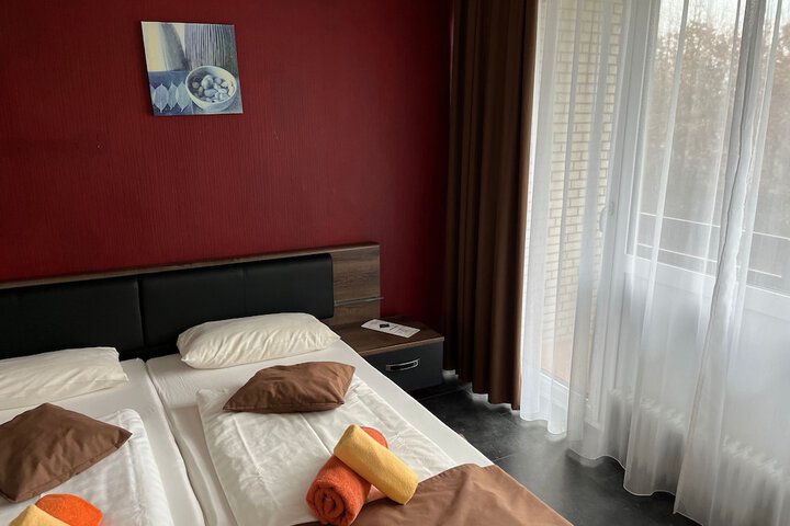 Room 22 of 72