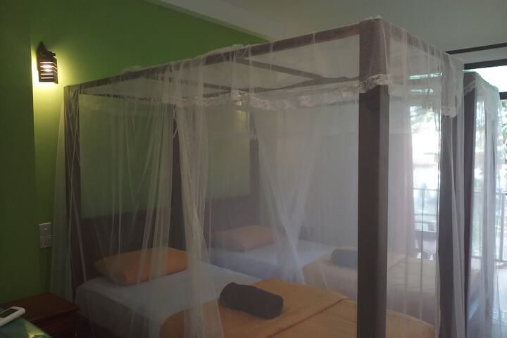 Room 9 of 51