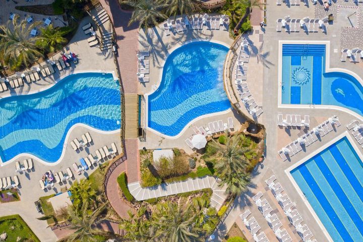 Pool 17 of 60