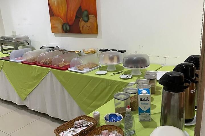 Breakfast/Coffee Service 7 of 11