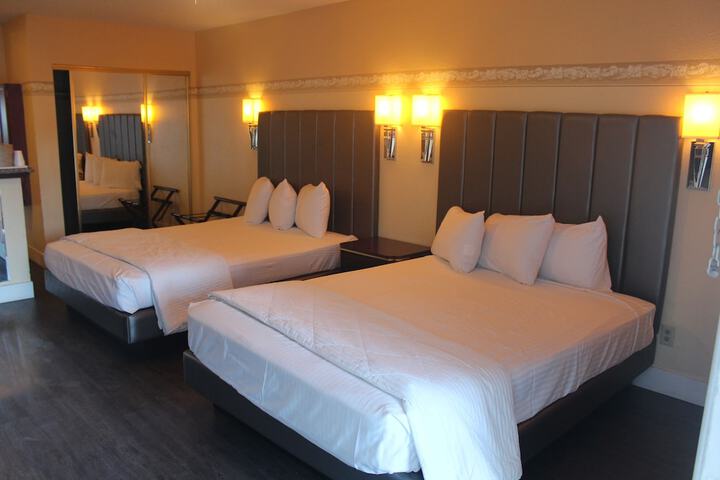 Room 15 of 65