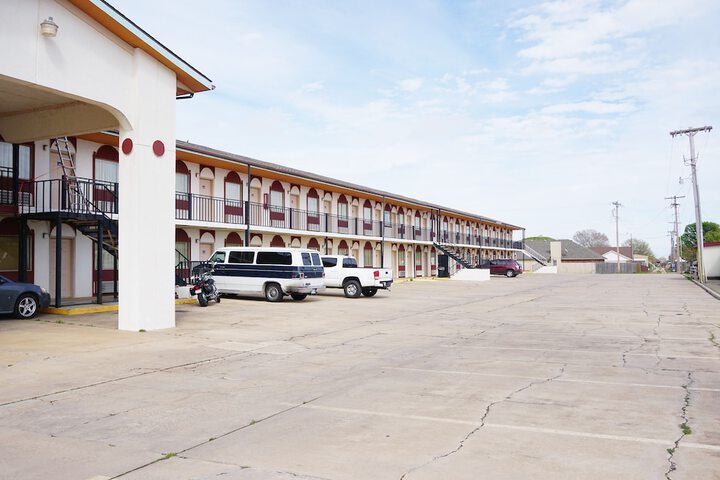 Property Grounds 24 of 24