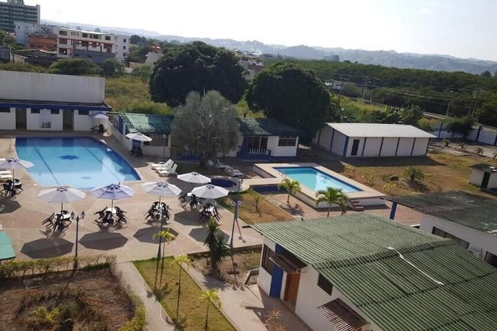 Pool Hotel
