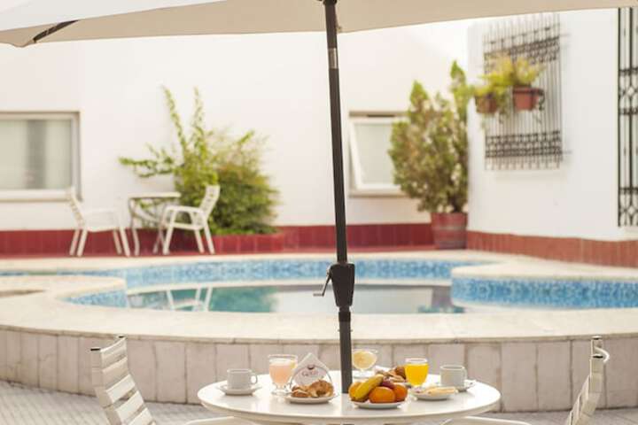 Pool 29 of 44