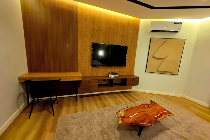 Room 44 of 72