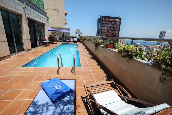 Pool 43 of 58