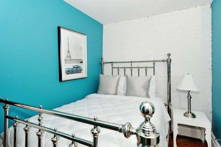 Room 27 of 324