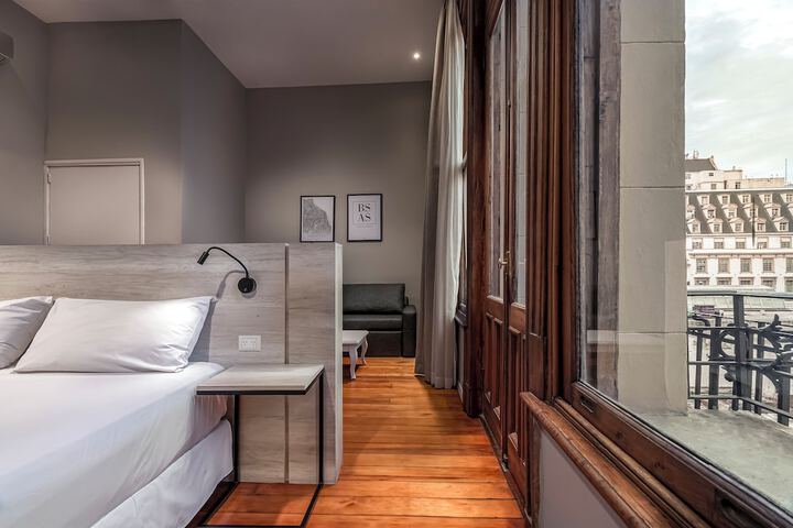Room 18 of 40