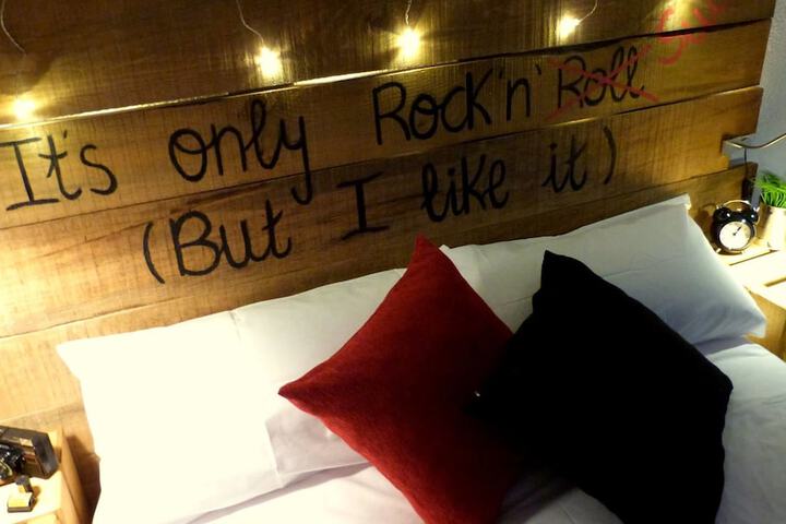 Room 3 of 14