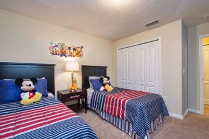 Room 7 of 46