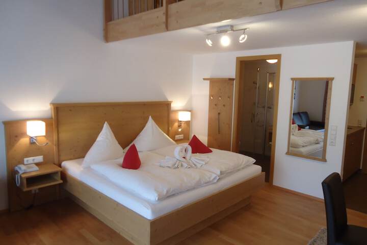 Room 5 of 46