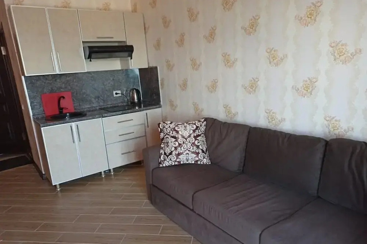 Room 2 of 11
