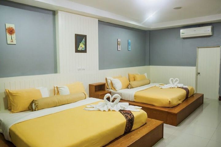 Room 15 of 29