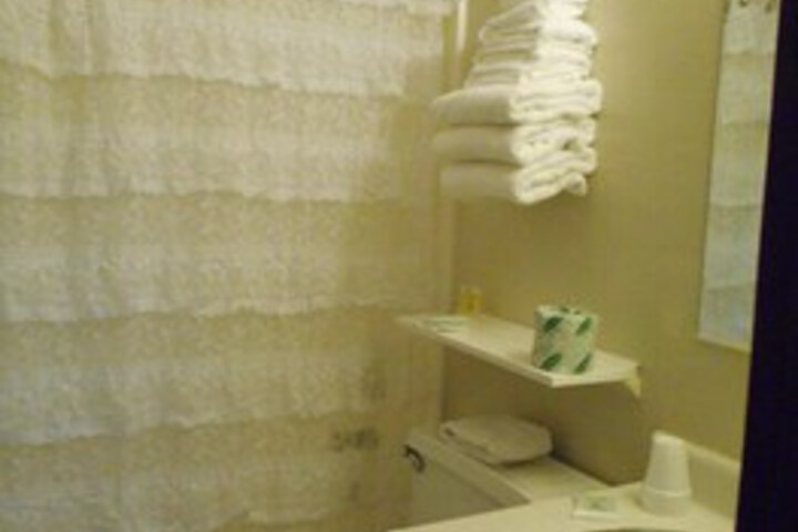 Room 112 of 141