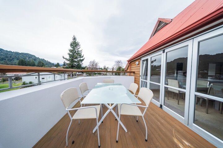 Terrace/Patio 27 of 60
