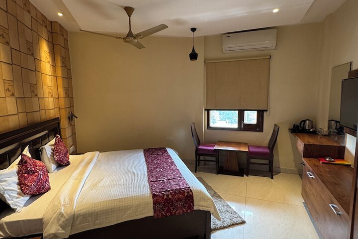Room 43 of 96