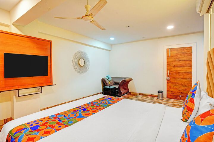 Room 12 of 29