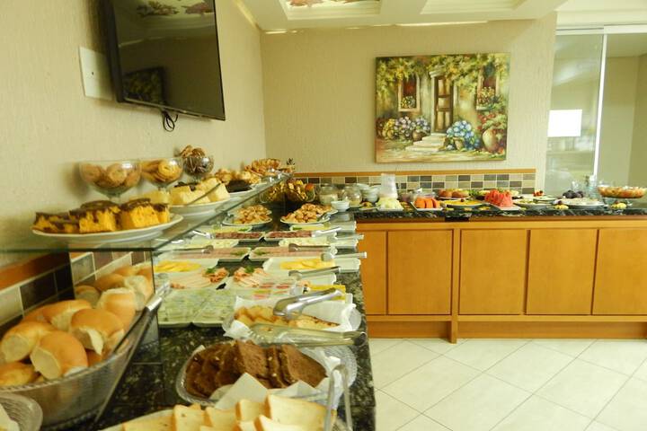 Breakfast/Coffee Service 11 of 19