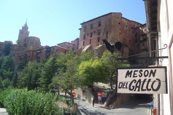 Hotel Mesón del Gallo
