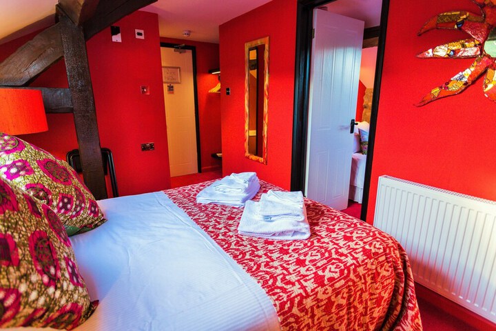 Room 10 of 39