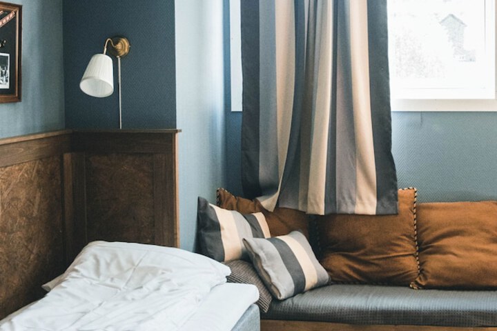 Room 3 of 31