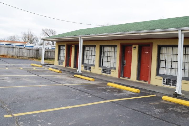 Property Grounds 16 of 17