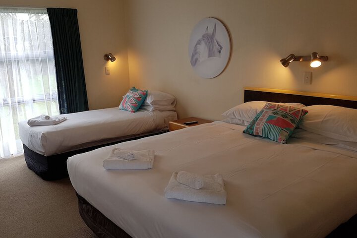 Room 5 of 37