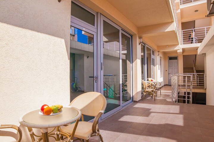 Terrace/Patio 110 of 132