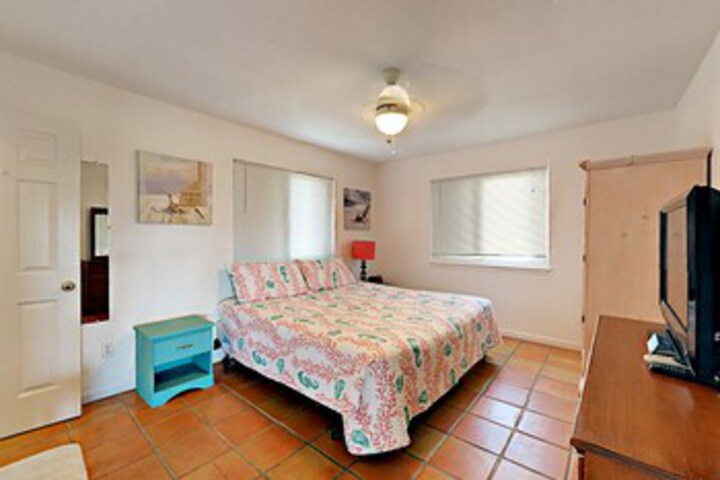 Room 26 of 32