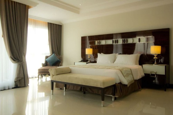 Room 19 of 51