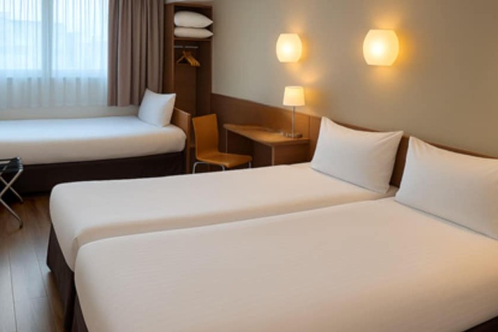 Room 19 of 46