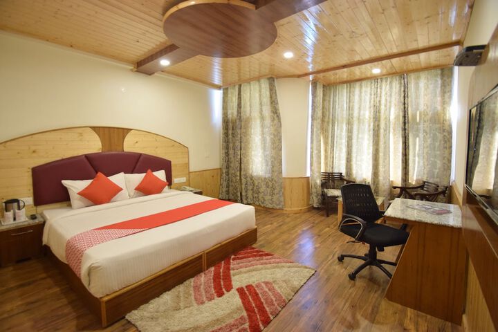 Room 8 of 25