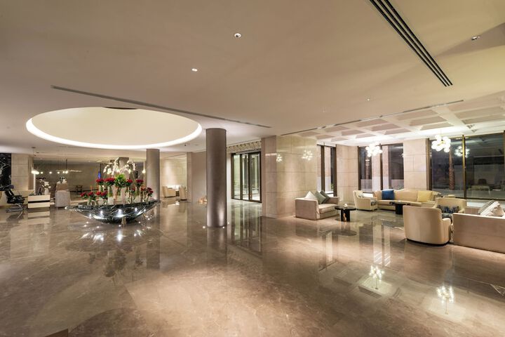 Hotel Interior 6 of 80