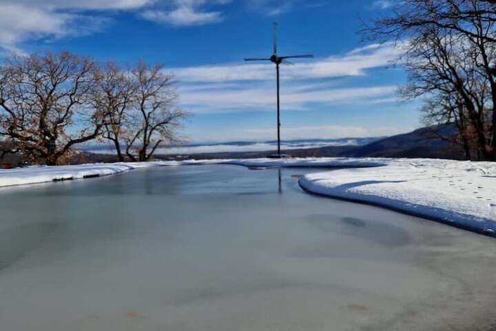 Pool 47 of 81
