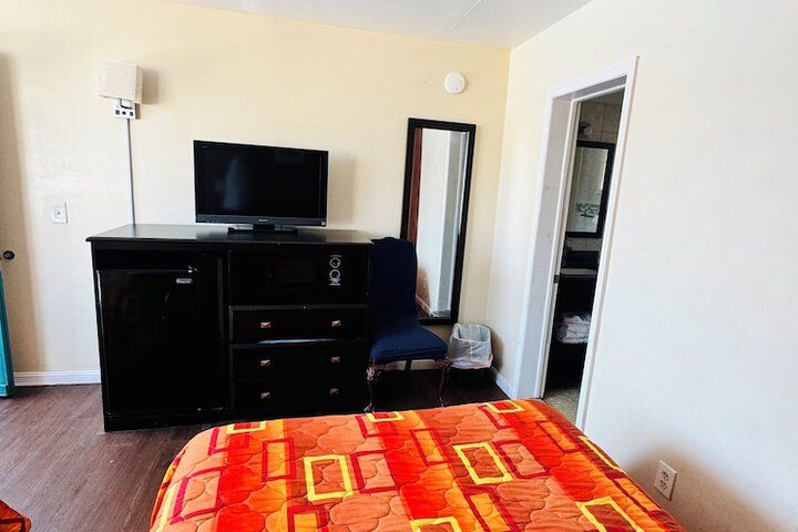 2 Double Beds (9 of 11)