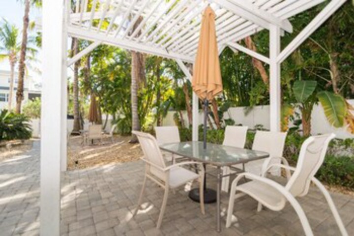 Terrace/Patio 30 of 31