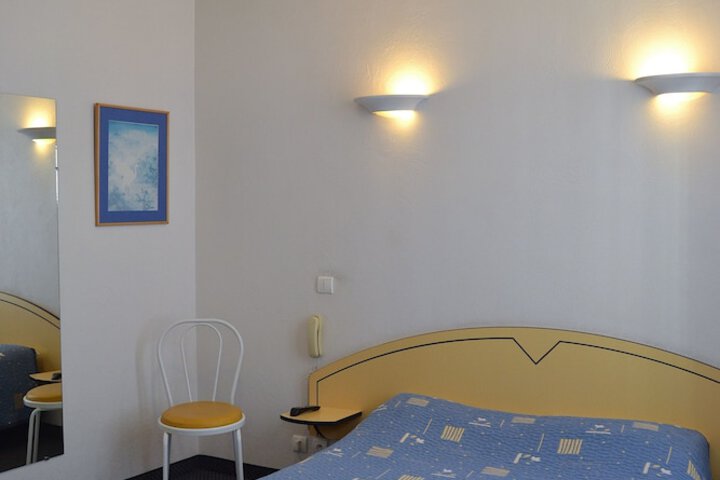 Room 12 of 47