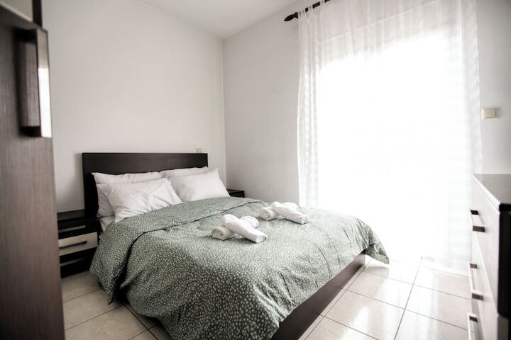 Room 5 of 22