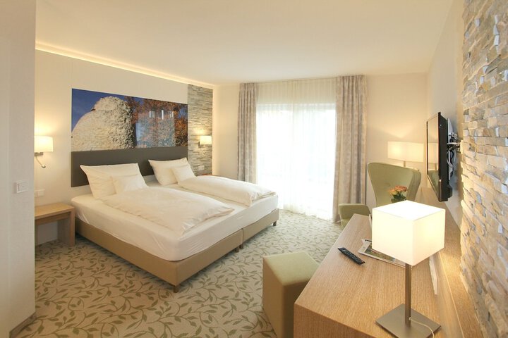 Room 7 of 26