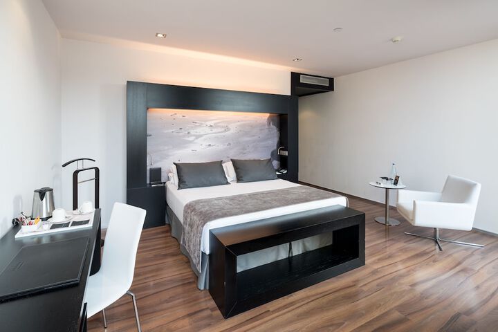 Room 15 of 92