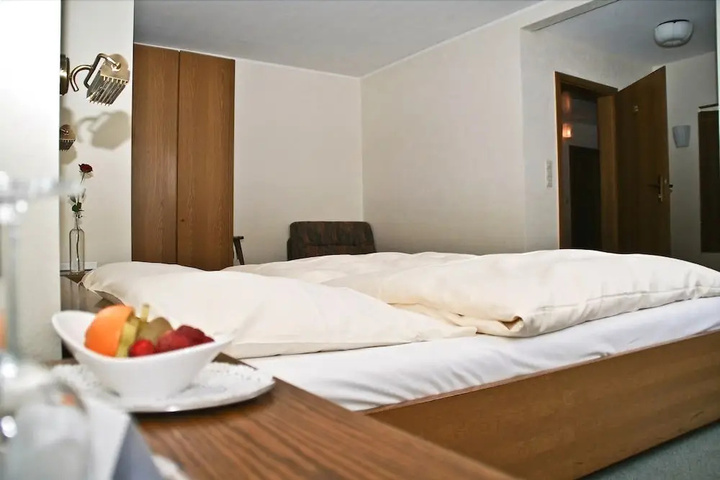 guest_rooms