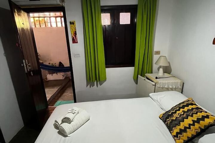 Room 34 of 86