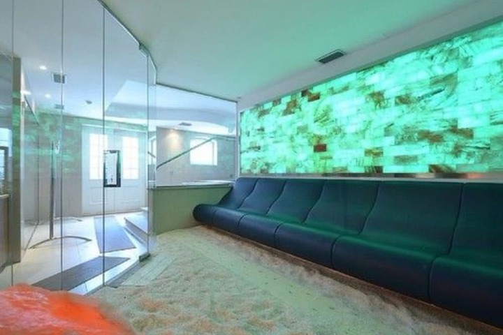 Room 25 of 50
