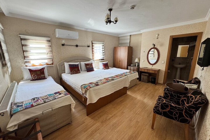 Room 29 of 82