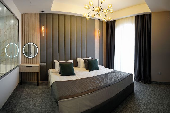 Room 62 of 209