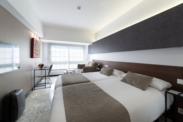 Room 21 of 54