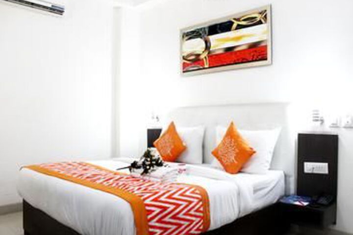 Room 16 of 22